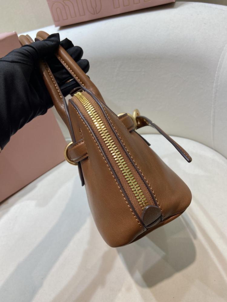 MiuMiu Aventure- Master Quality