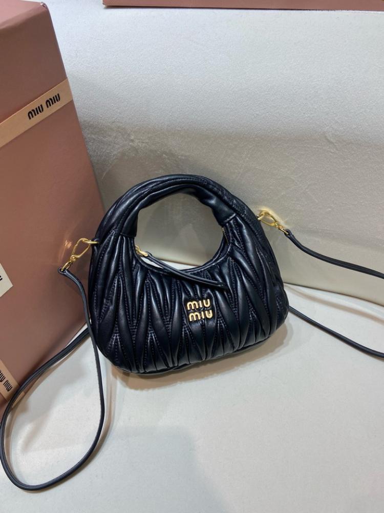 MiuMiu Wander- Master Quality
