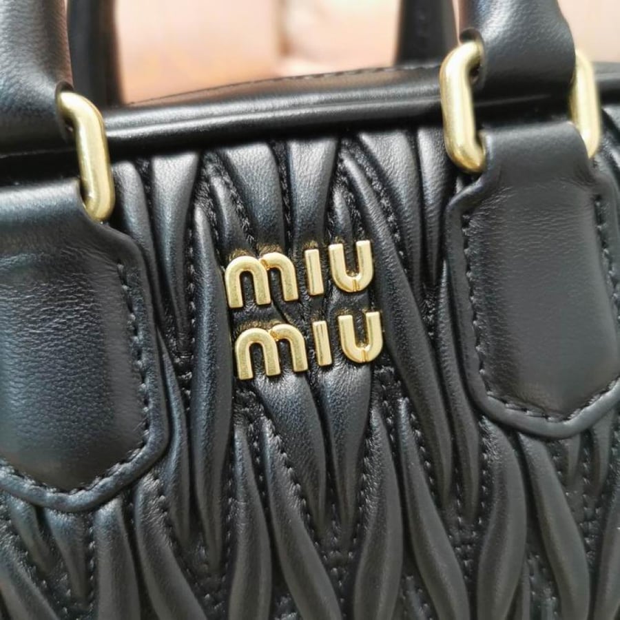 MiuMiu- Master Quality