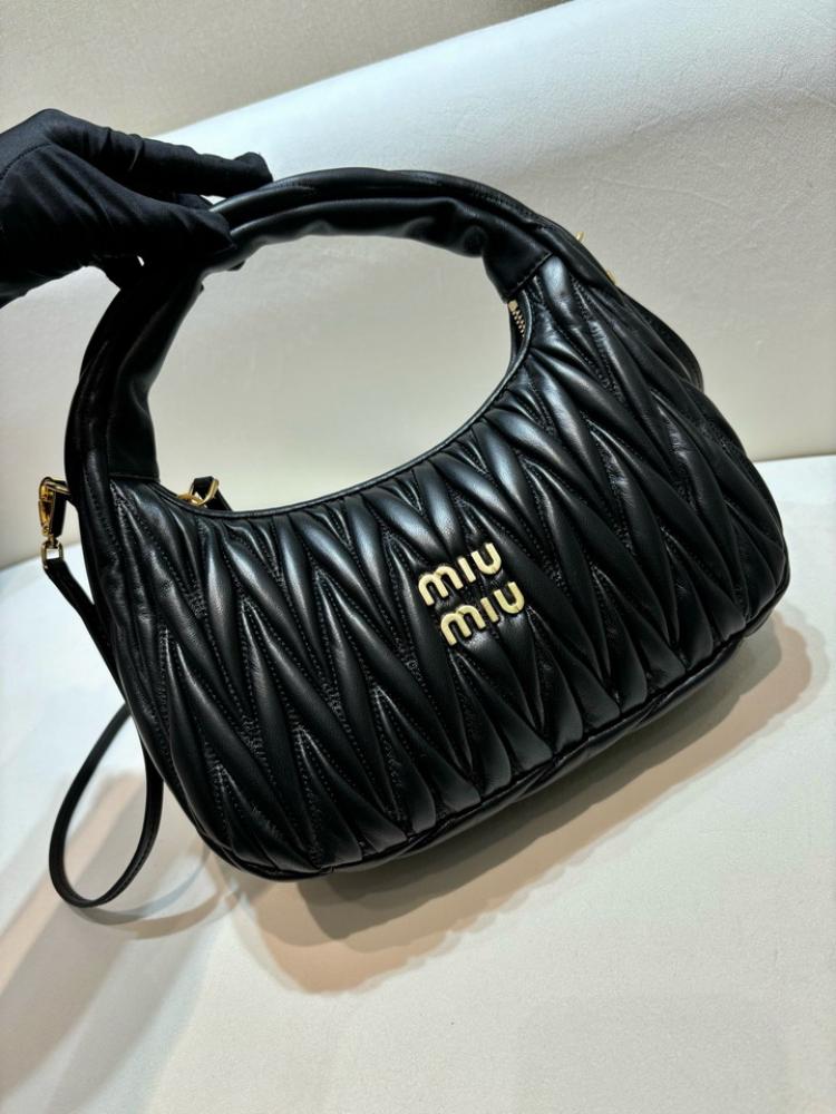 MiuMiu Wander- Master Quality