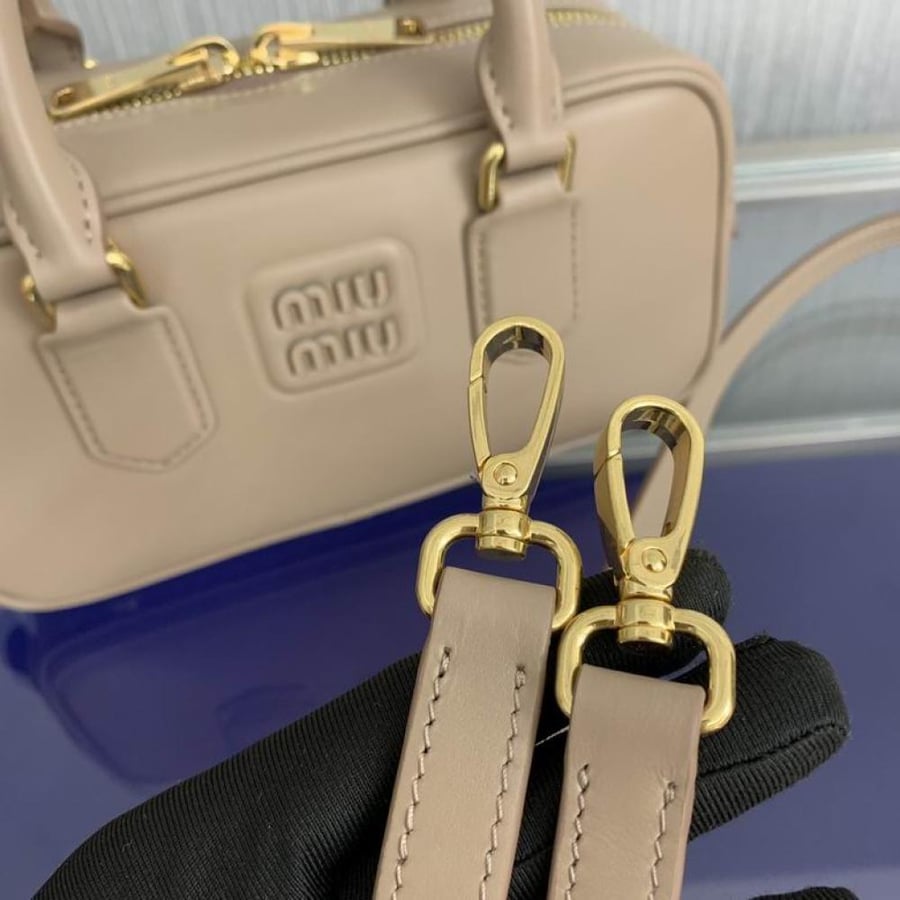 MiuMiu- Master Quality