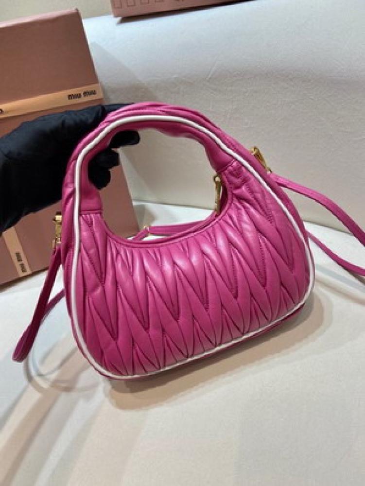 MiuMiu Wander- Master Quality