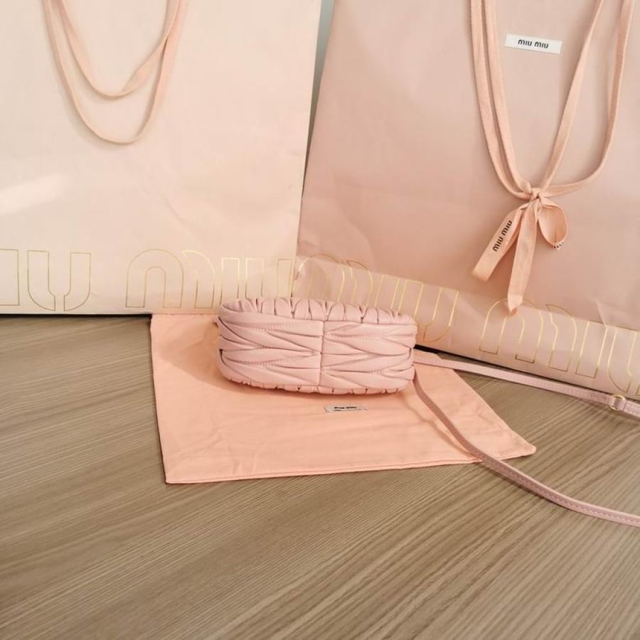 MiuMiu Wander- Master Quality