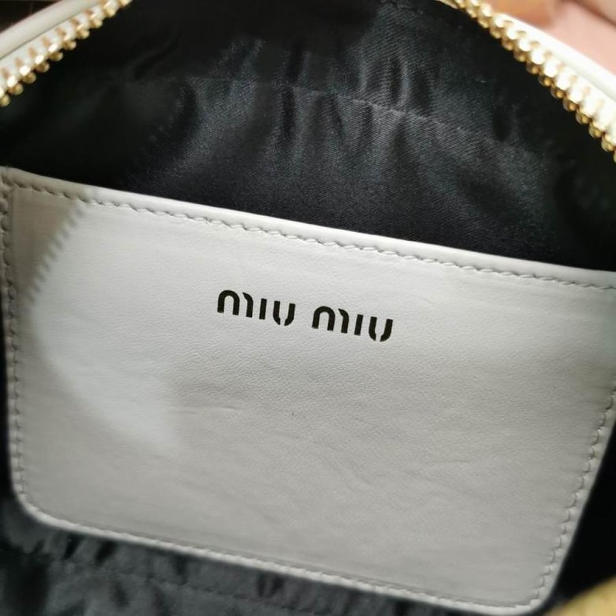 MiuMiu- Master Quality