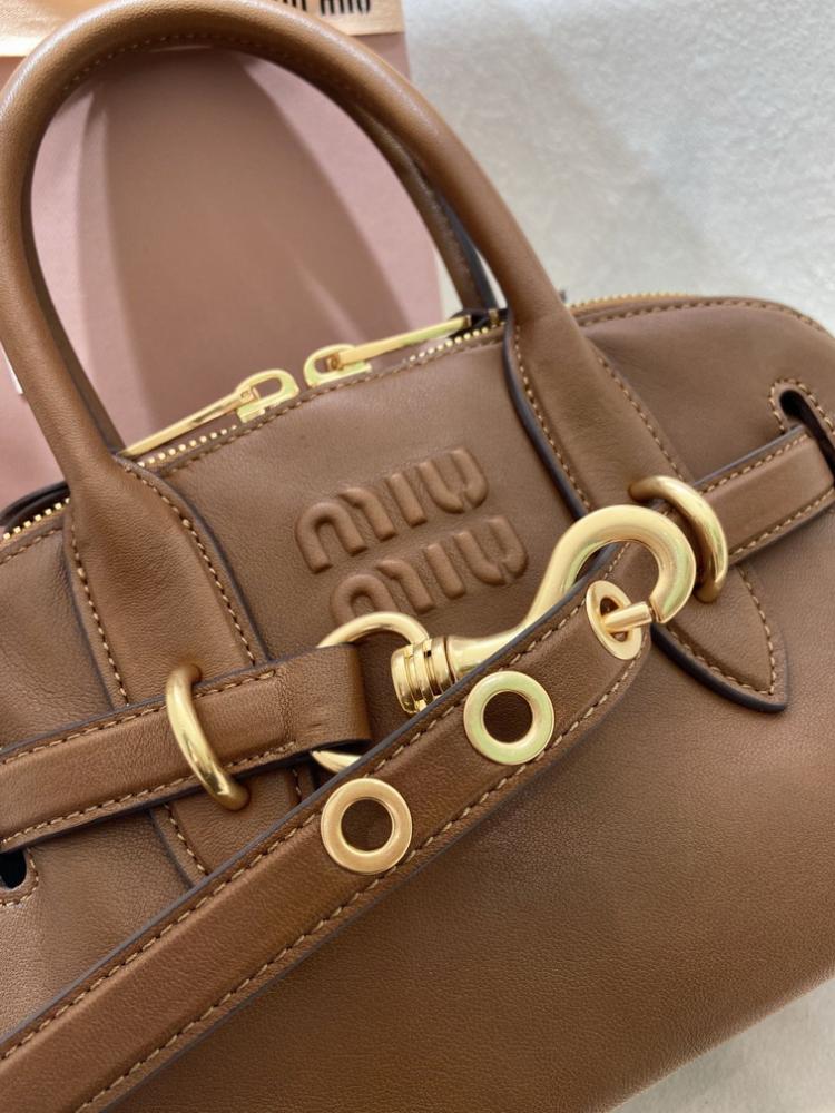 MiuMiu Aventure- Master Quality