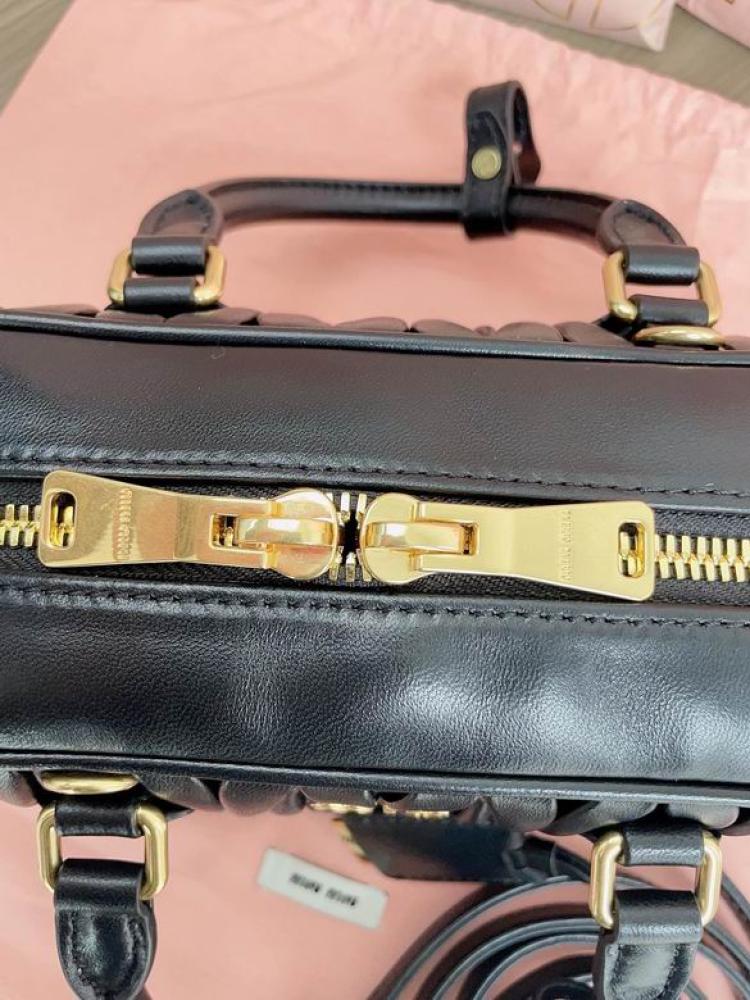MiuMiu- Master Quality