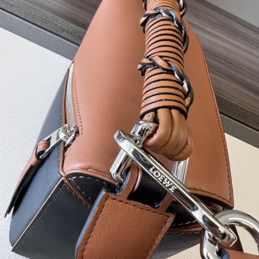 Loewe Shoulder Bag- Master Quality