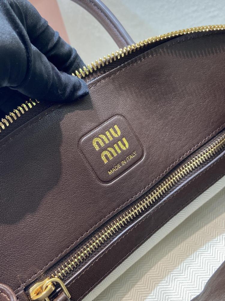 MiuMiu Aventure- Master Quality