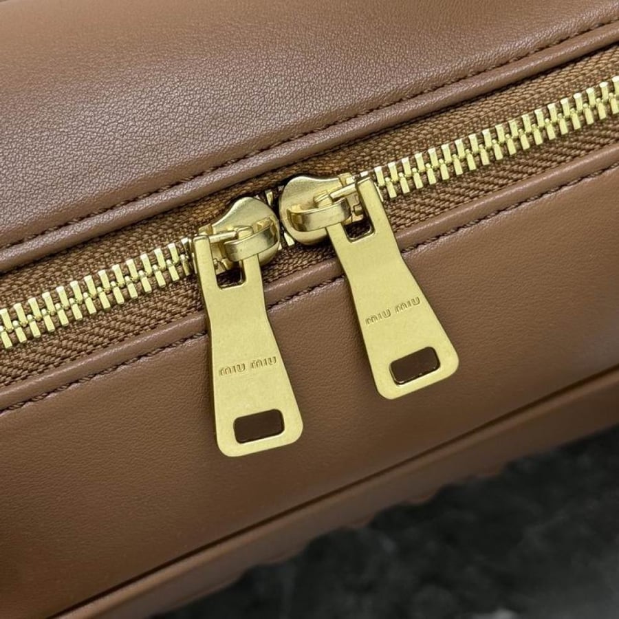 MiuMiu- Master Quality