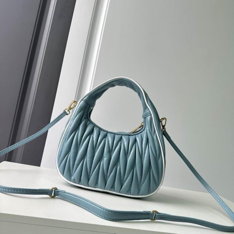 MiuMiu Wander- Master Quality