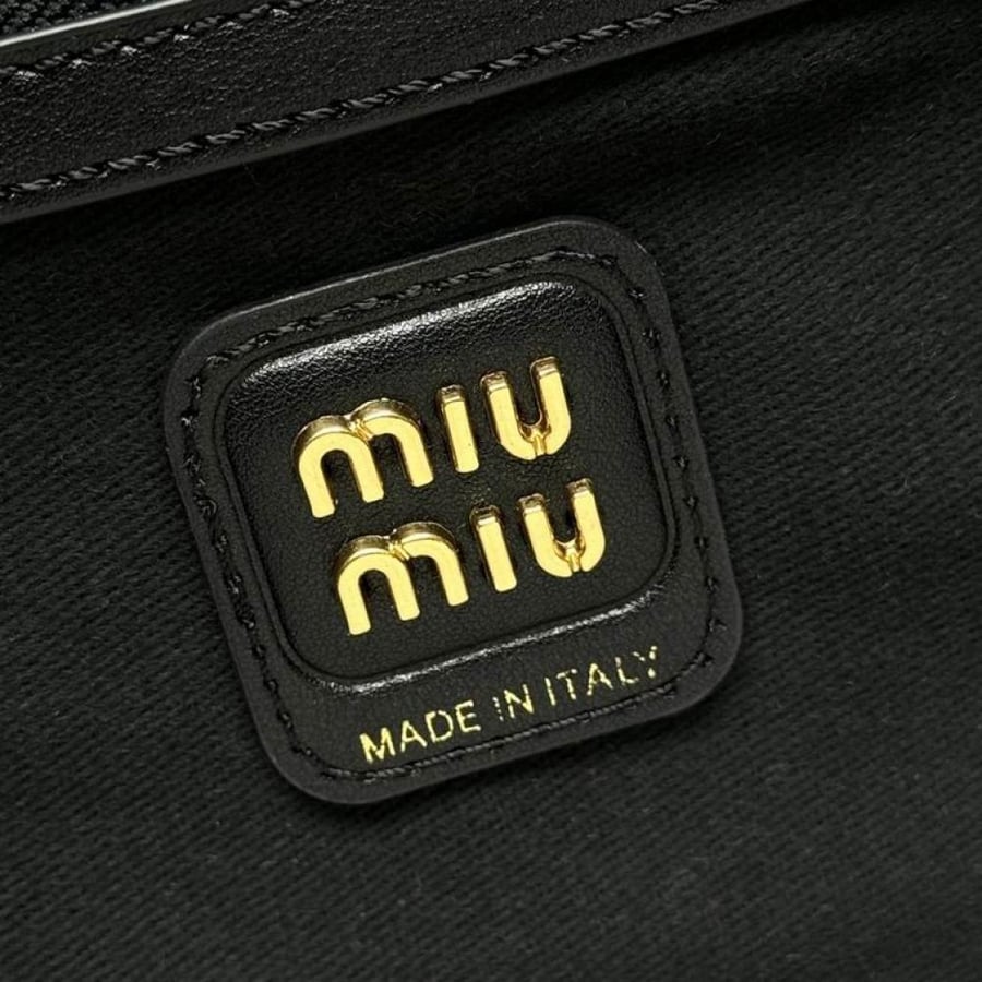 MiuMiu- Master Quality