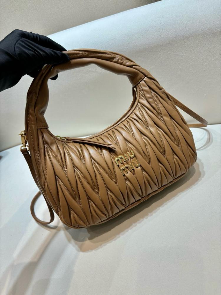 MiuMiu Wander- Master Quality