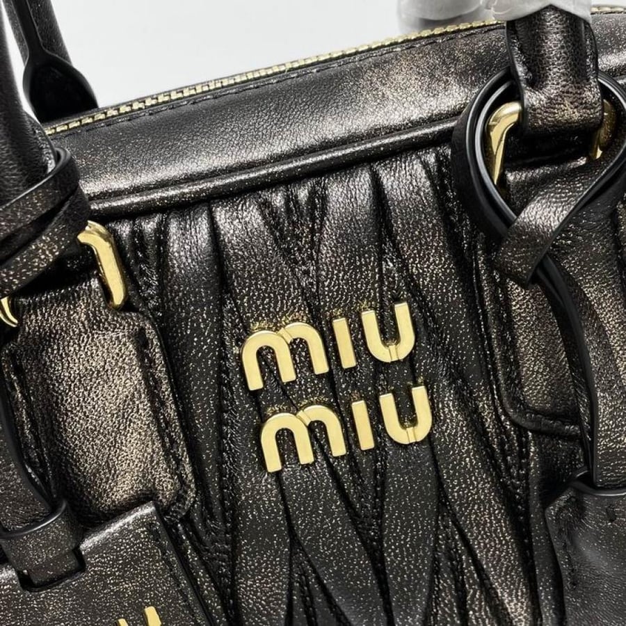 MiuMiu- Master Quality