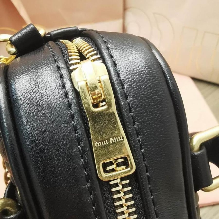 MiuMiu- Master Quality