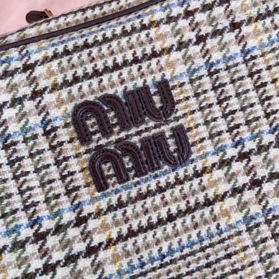 MiuMiu- Master Quality