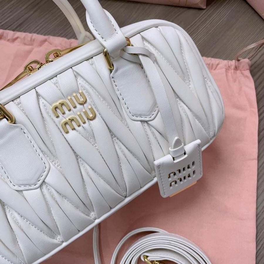 MiuMiu- Master Quality