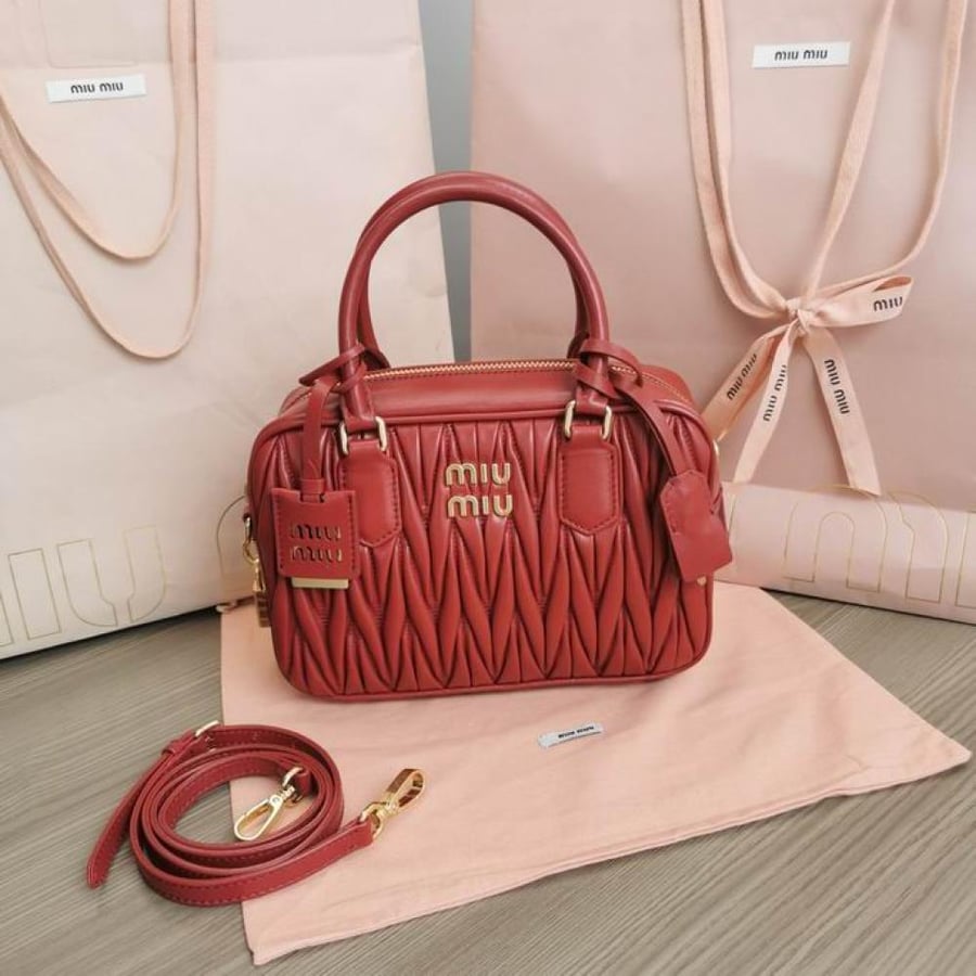 MiuMiu- Master Quality