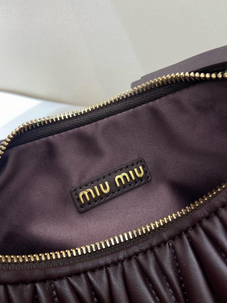 MiuMiu Wander- Master Quality