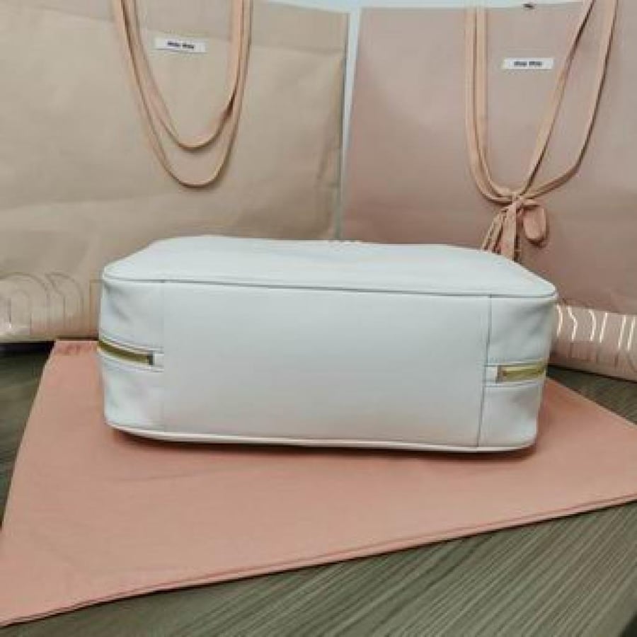 MiuMiu- Master Quality