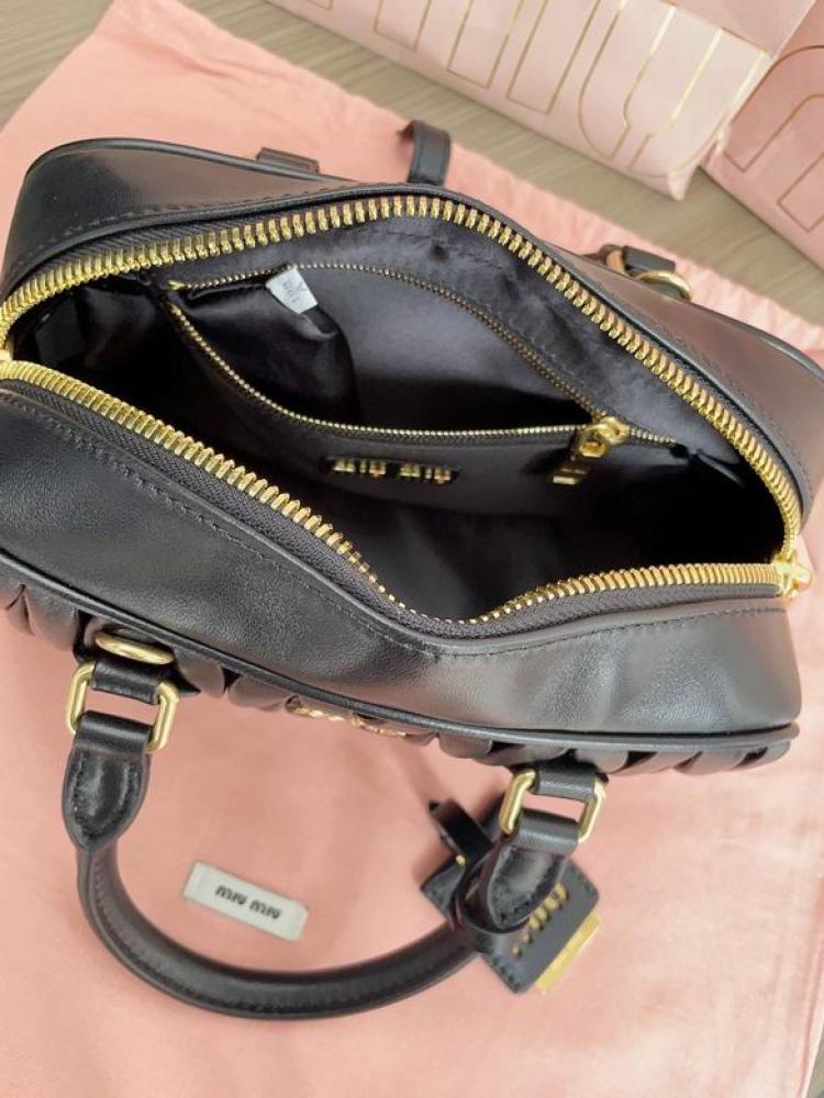 MiuMiu- Master Quality