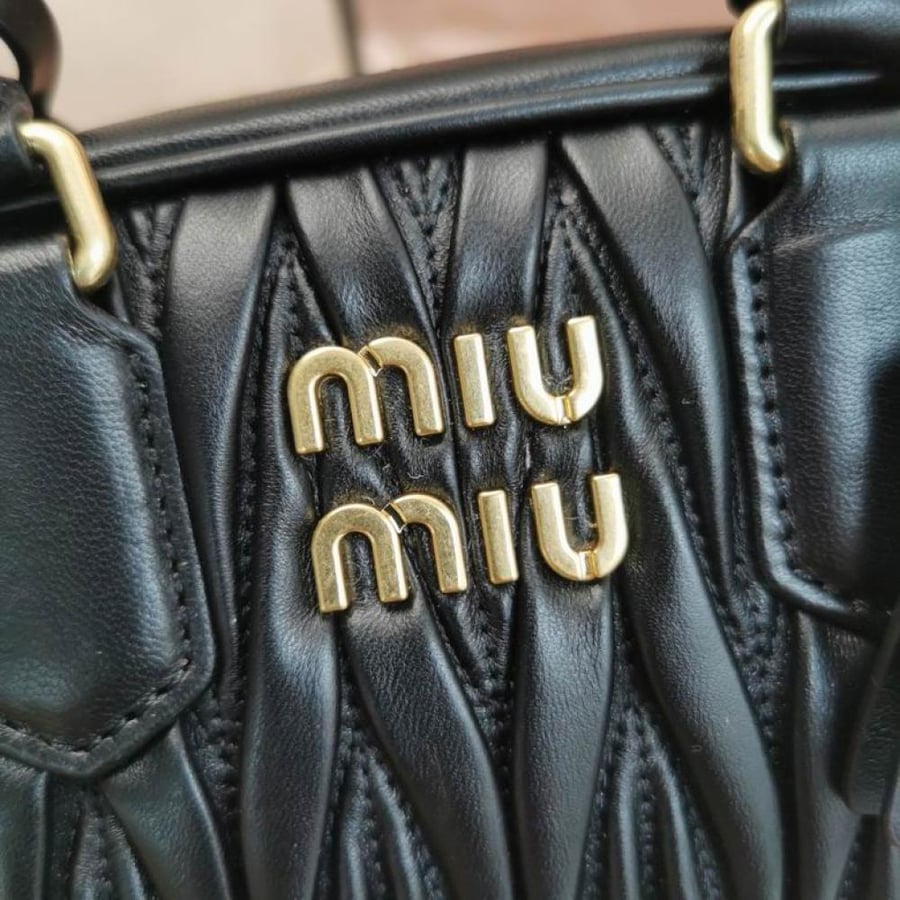 MiuMiu- Master Quality