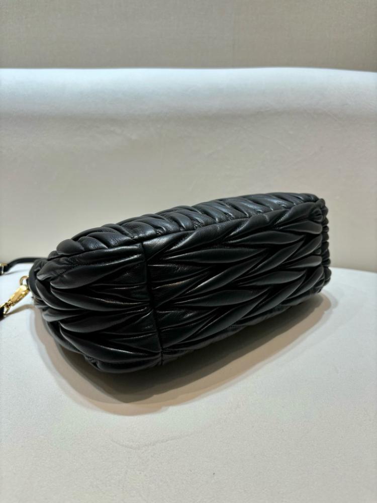 MiuMiu Wander- Master Quality