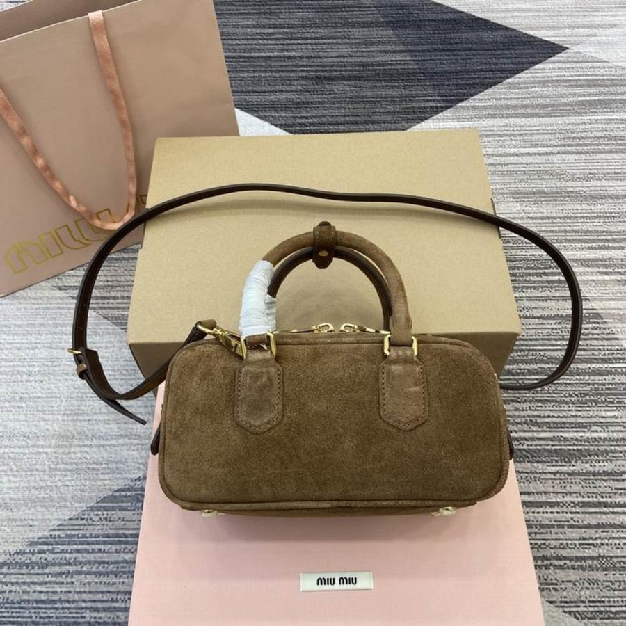 MiuMiu- Master Quality