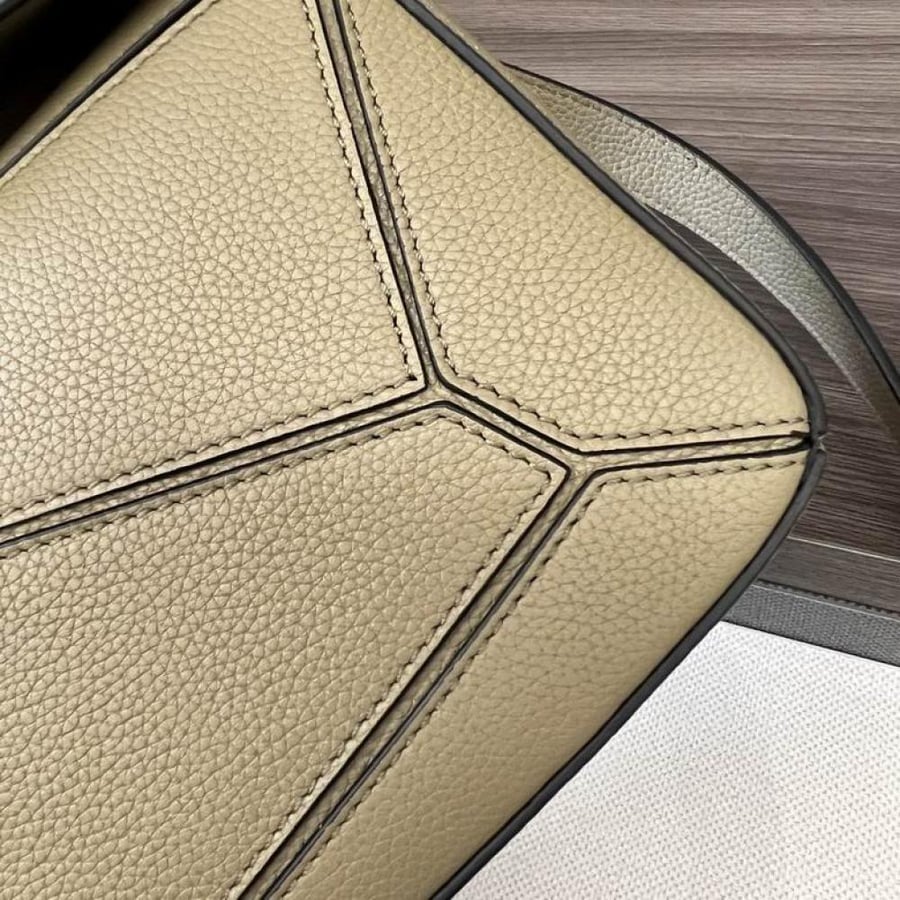 Loewe Shoulder Bag- Master Quality