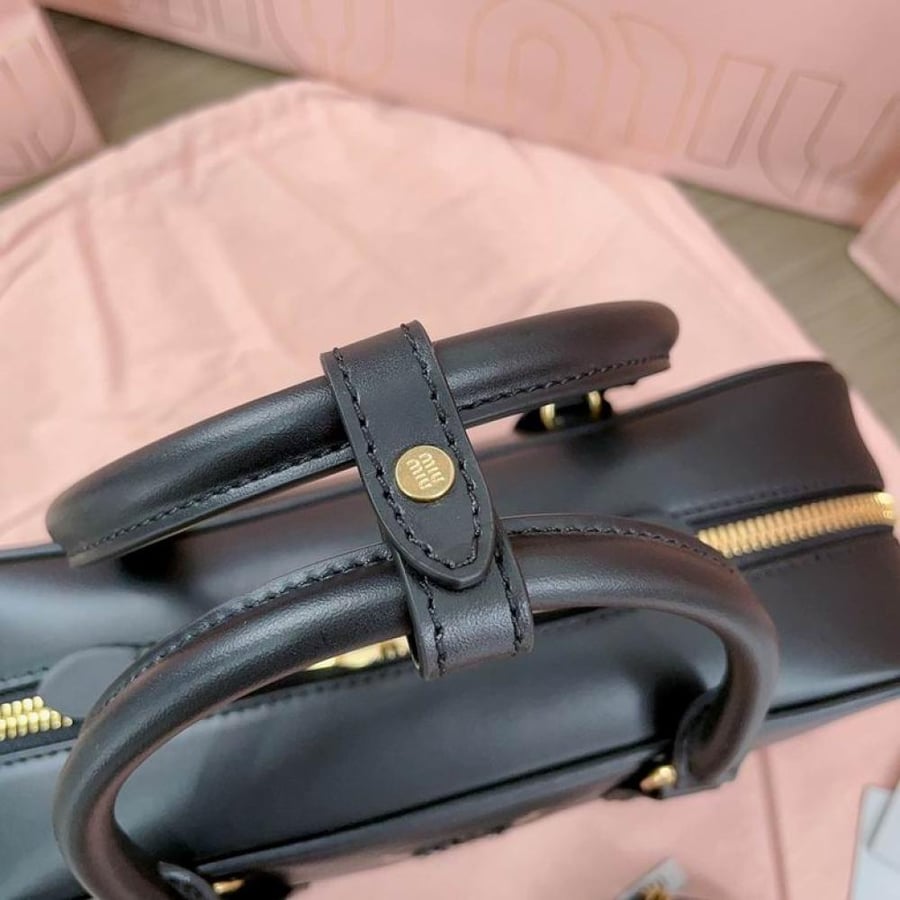 MiuMiu- Master Quality