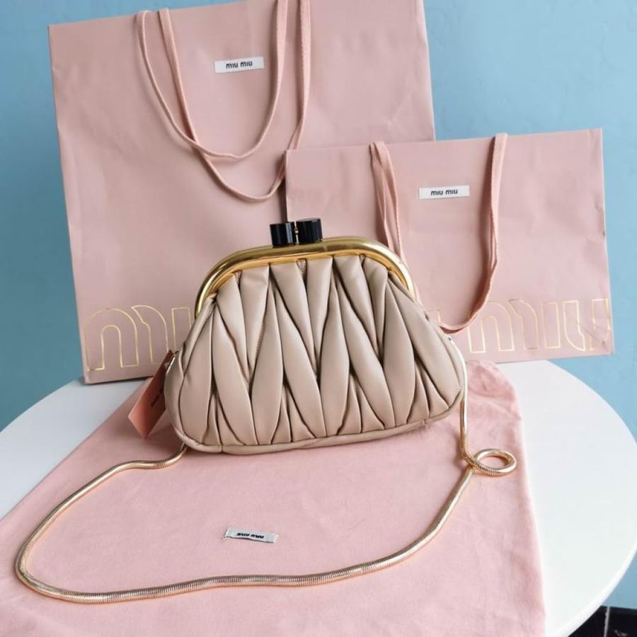MiuMiu- Master Quality