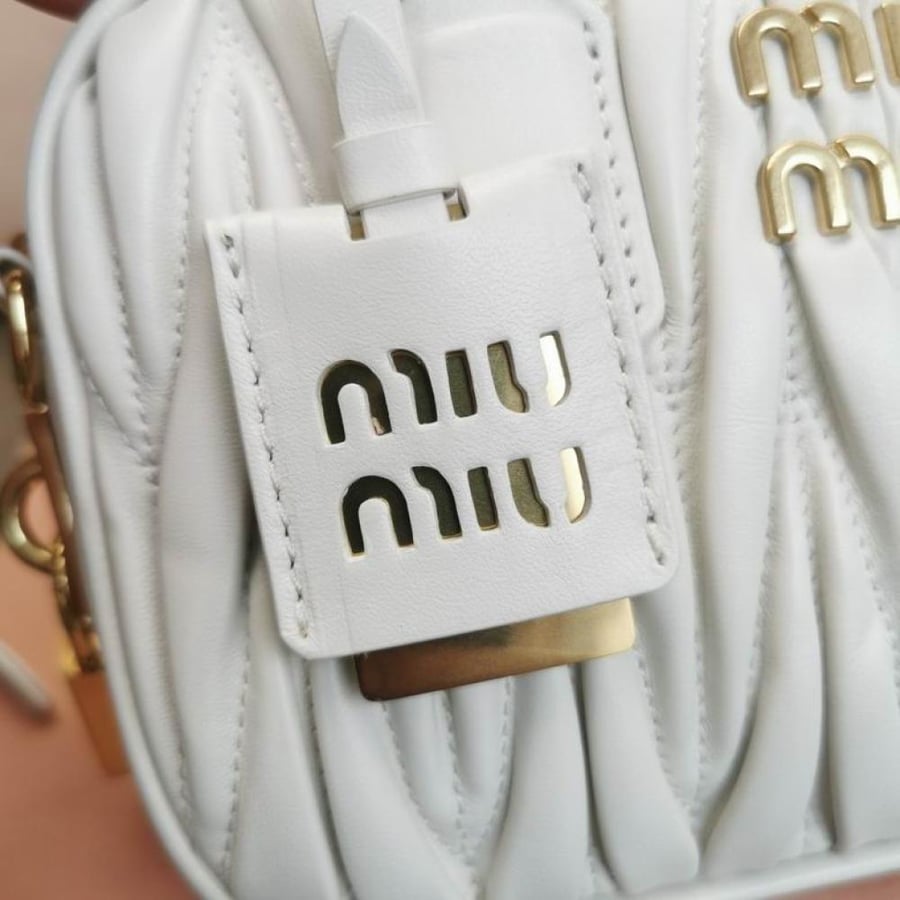 MiuMiu- Master Quality