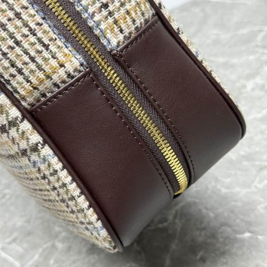 MiuMiu- Master Quality