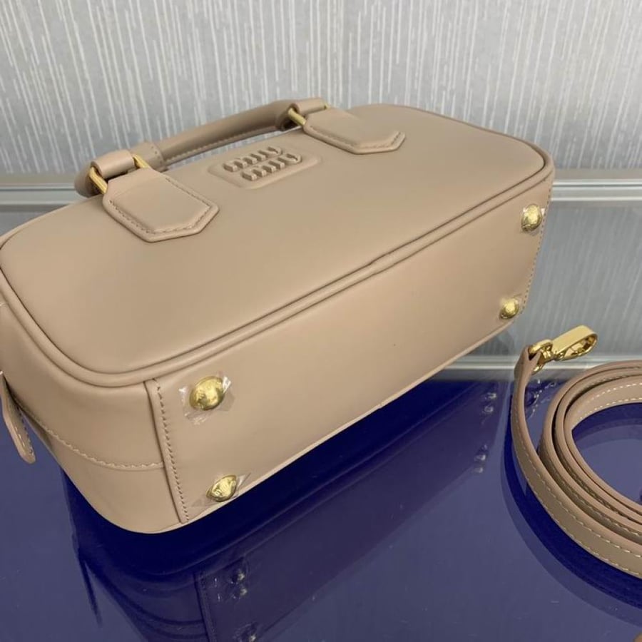 MiuMiu- Master Quality
