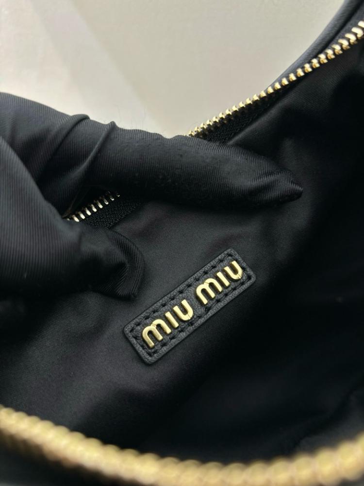 MiuMiu Wander- Master Quality