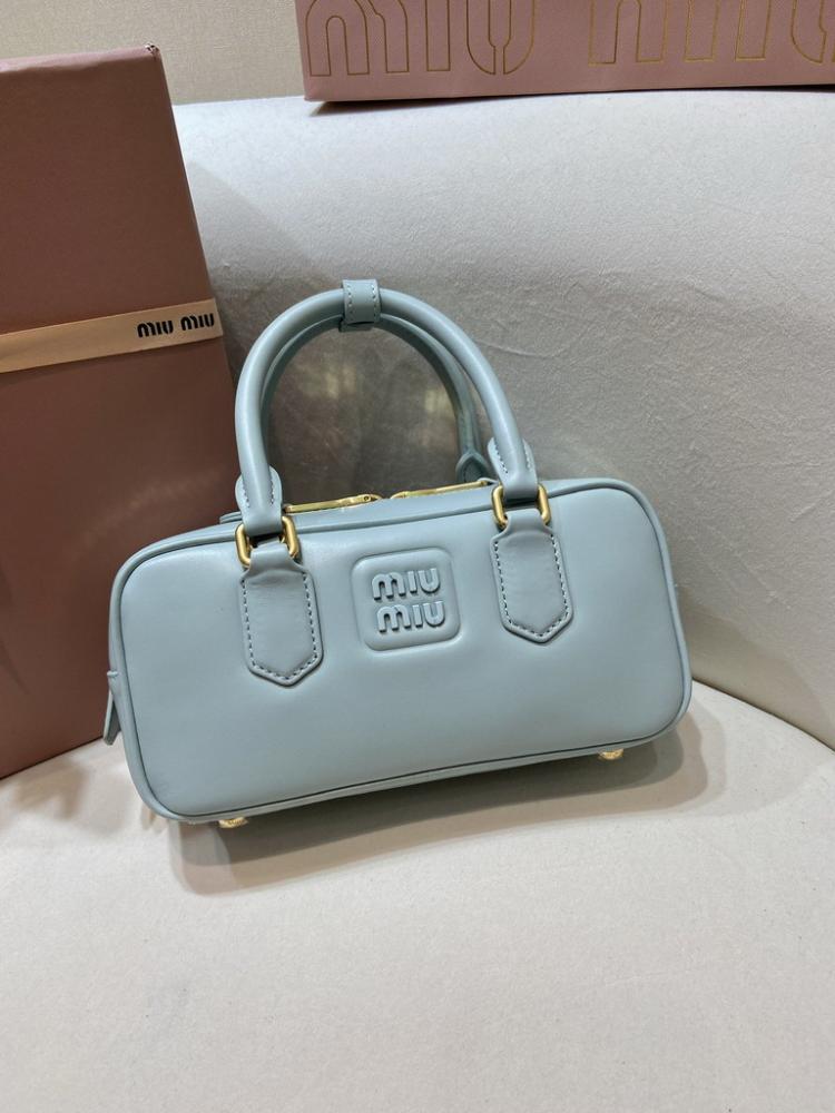 MiuMiu- Master Quality