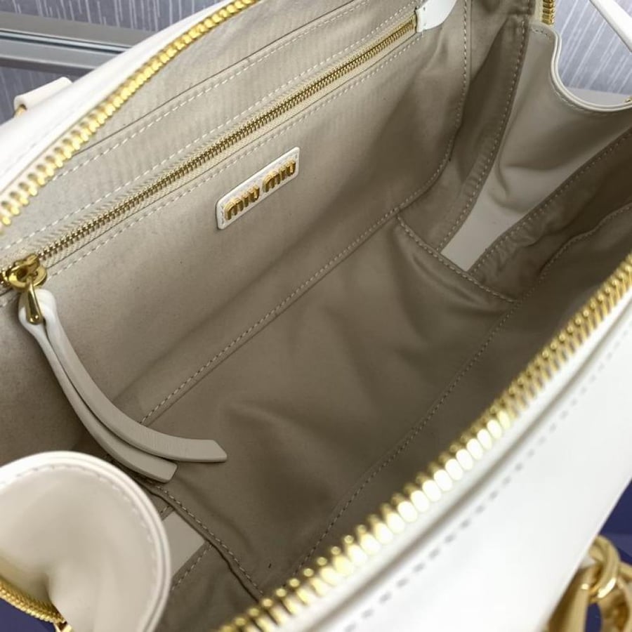 MiuMiu- Master Quality