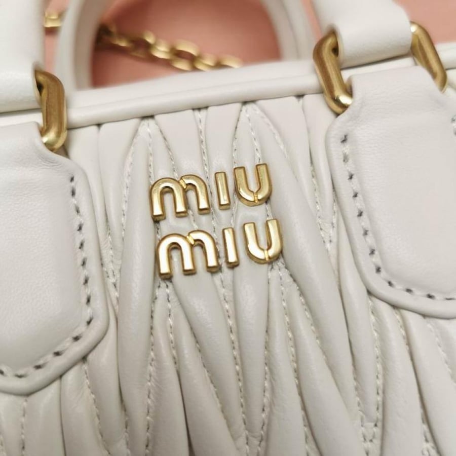 MiuMiu- Master Quality