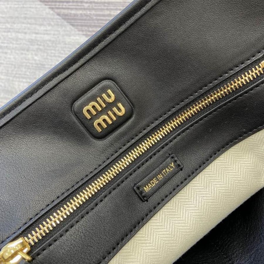 Miu Miu Handbags- Master Quality