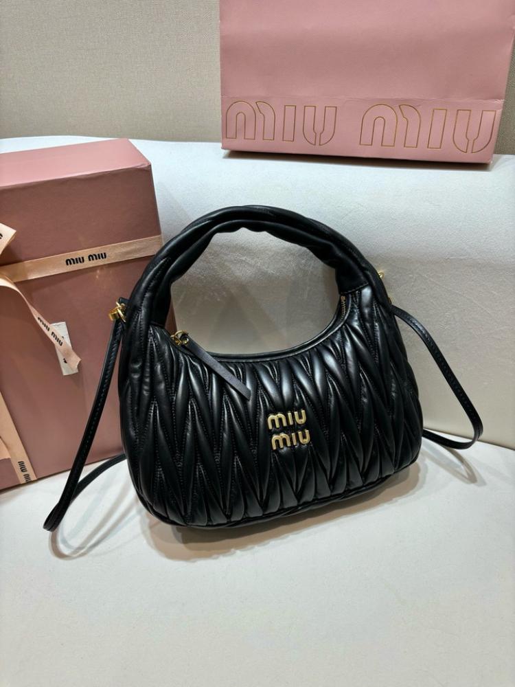 MiuMiu Wander- Master Quality