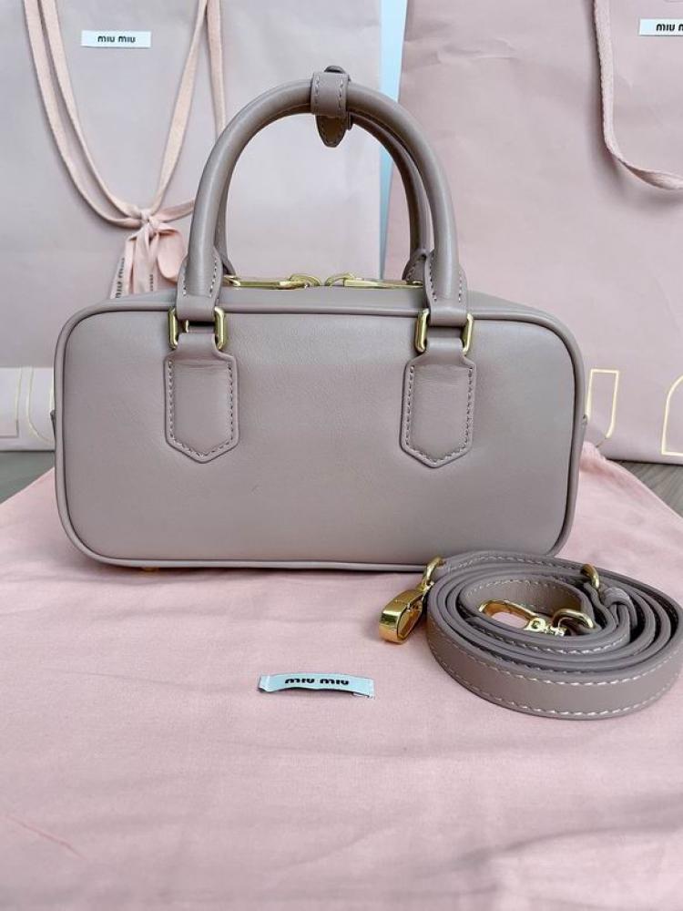 MiuMiu- Master Quality