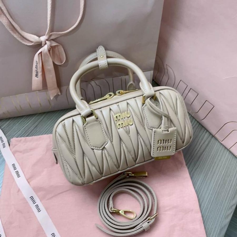 MiuMiu- Master Quality