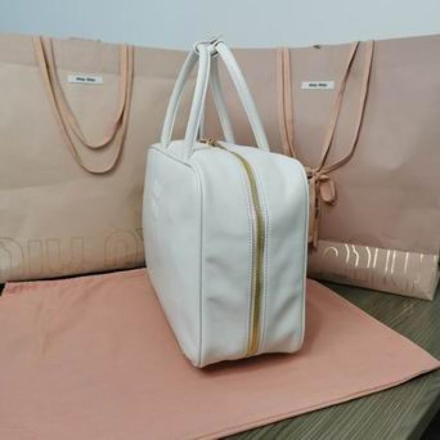 MiuMiu- Master Quality