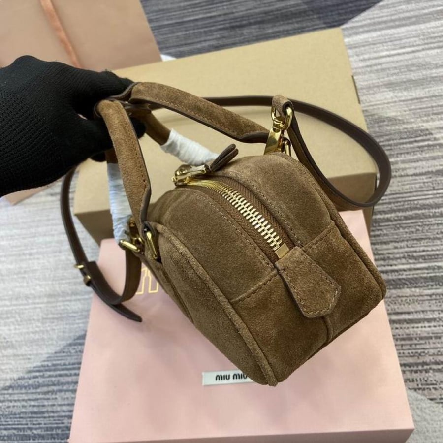 MiuMiu- Master Quality