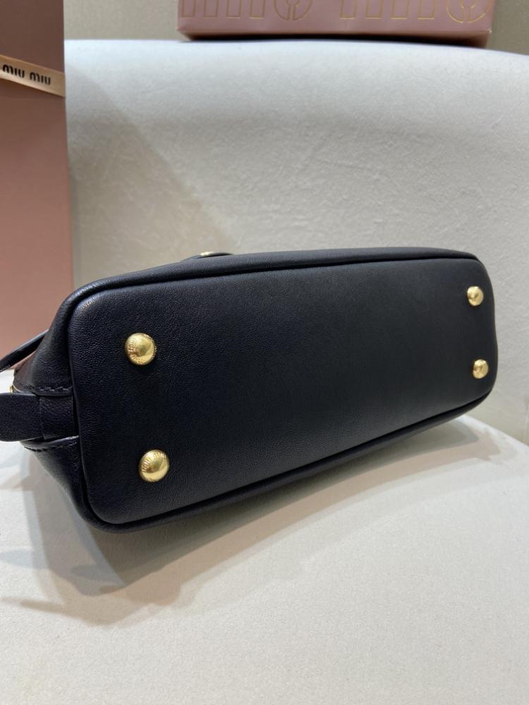 MiuMiu Aventure- Master Quality