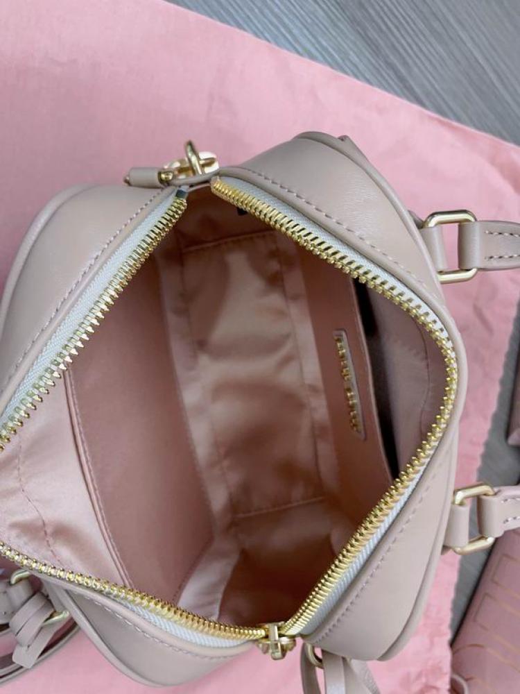 MiuMiu- Master Quality