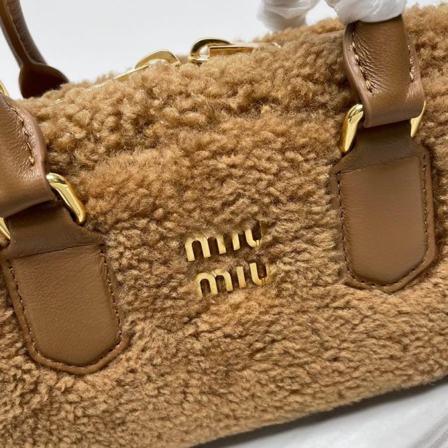 MiuMiu- Master Quality