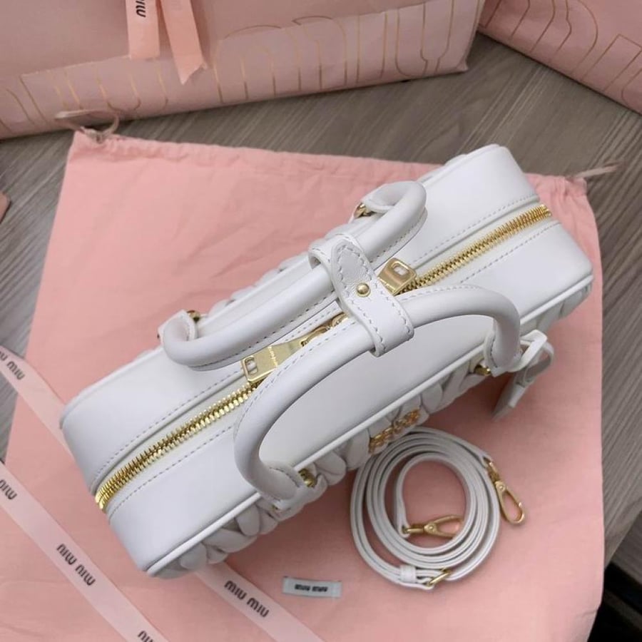 MiuMiu- Master Quality