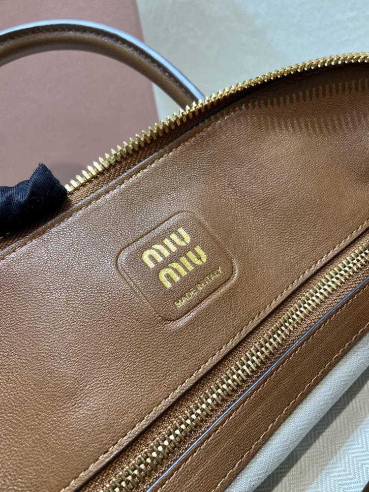 MiuMiu Aventure- Master Quality