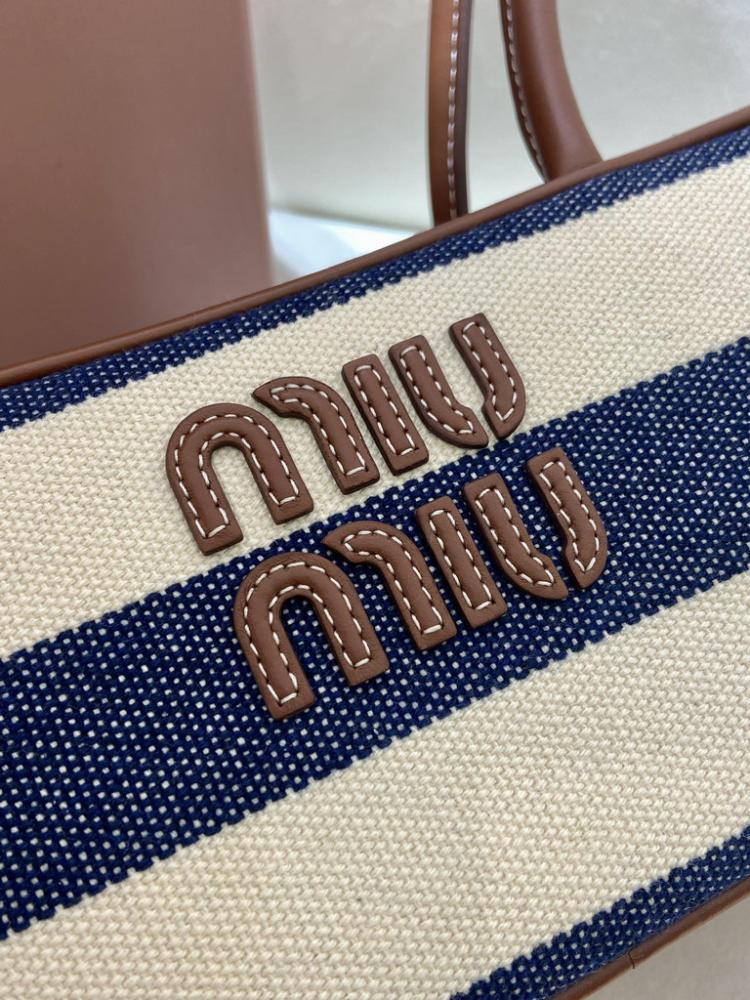 MiuMiu- Master Quality
