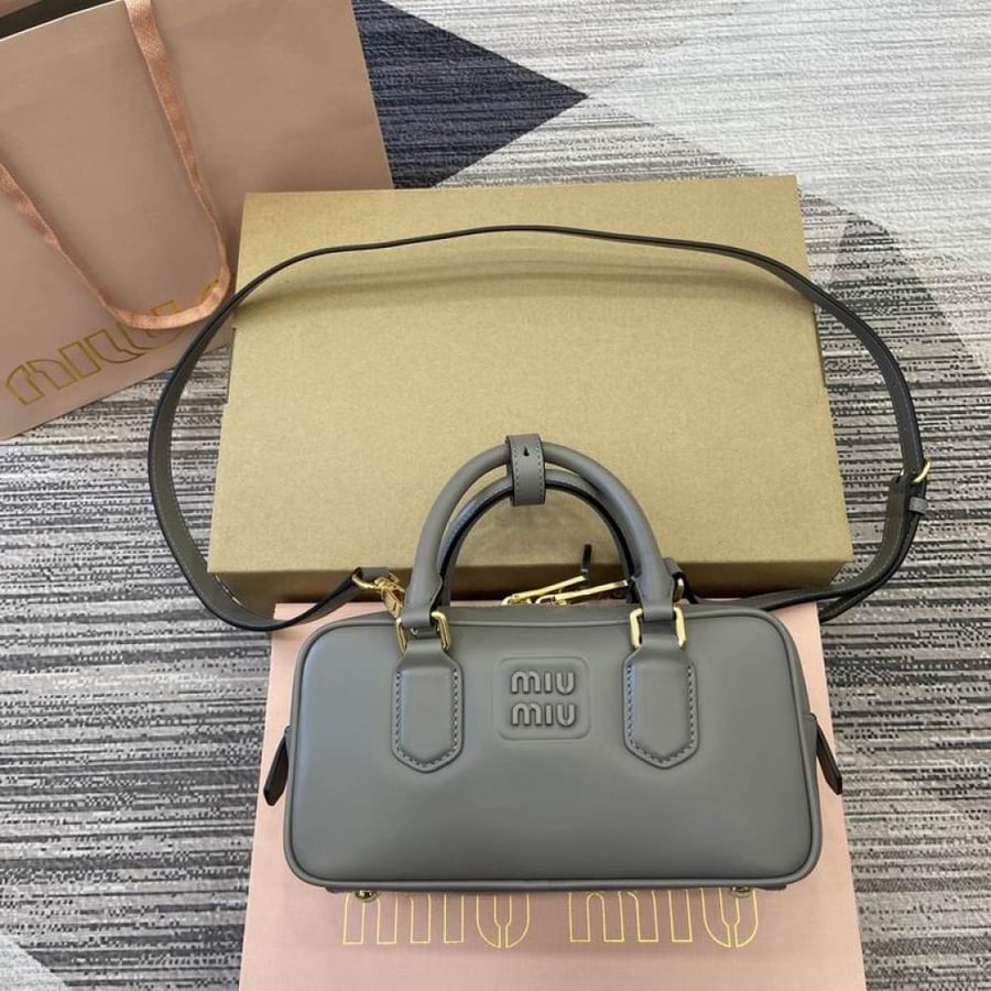 MiuMiu- Master Quality